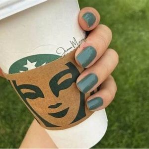 Color Street “She’s a Trooper”